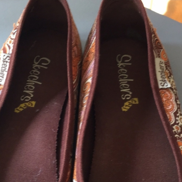 Skechers slip on shoes - Picture 6 of 7